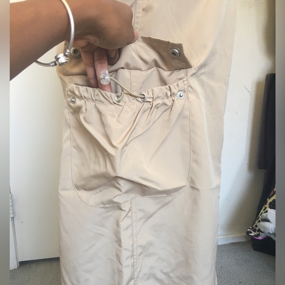 Adorable Dolls Kill Emory Park khaki colored cargo skirt w/back split - Picture 9 of 16